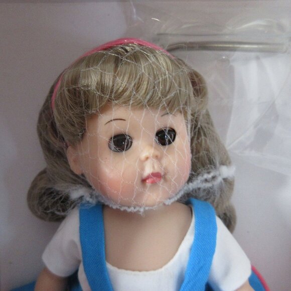 Vogue GINNY Sparky Skirt #9HP106 Doll With Dog Puppy On Leash - Picture 6 of 10